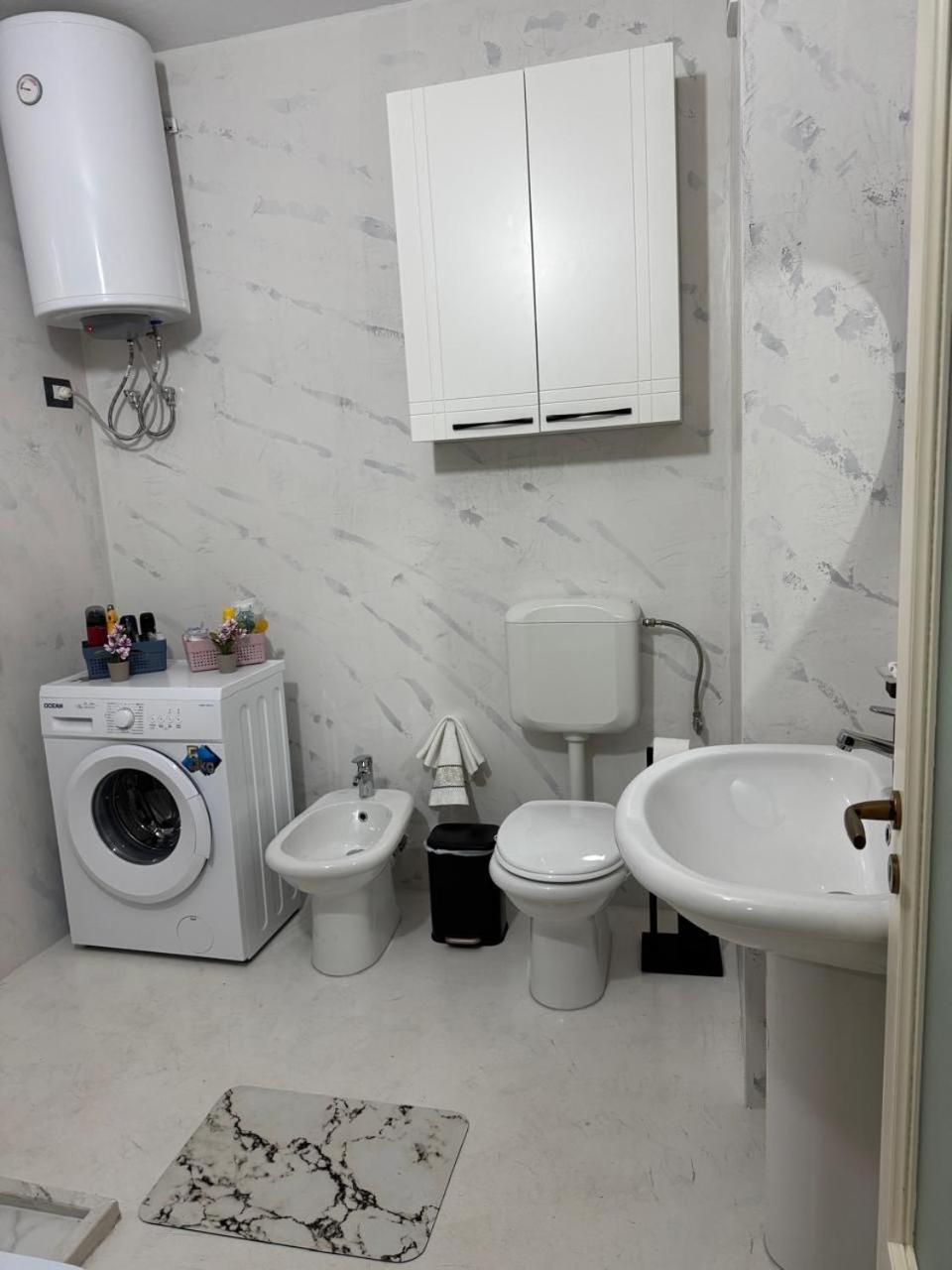 Ralph Apartments Vlorë Exterior foto